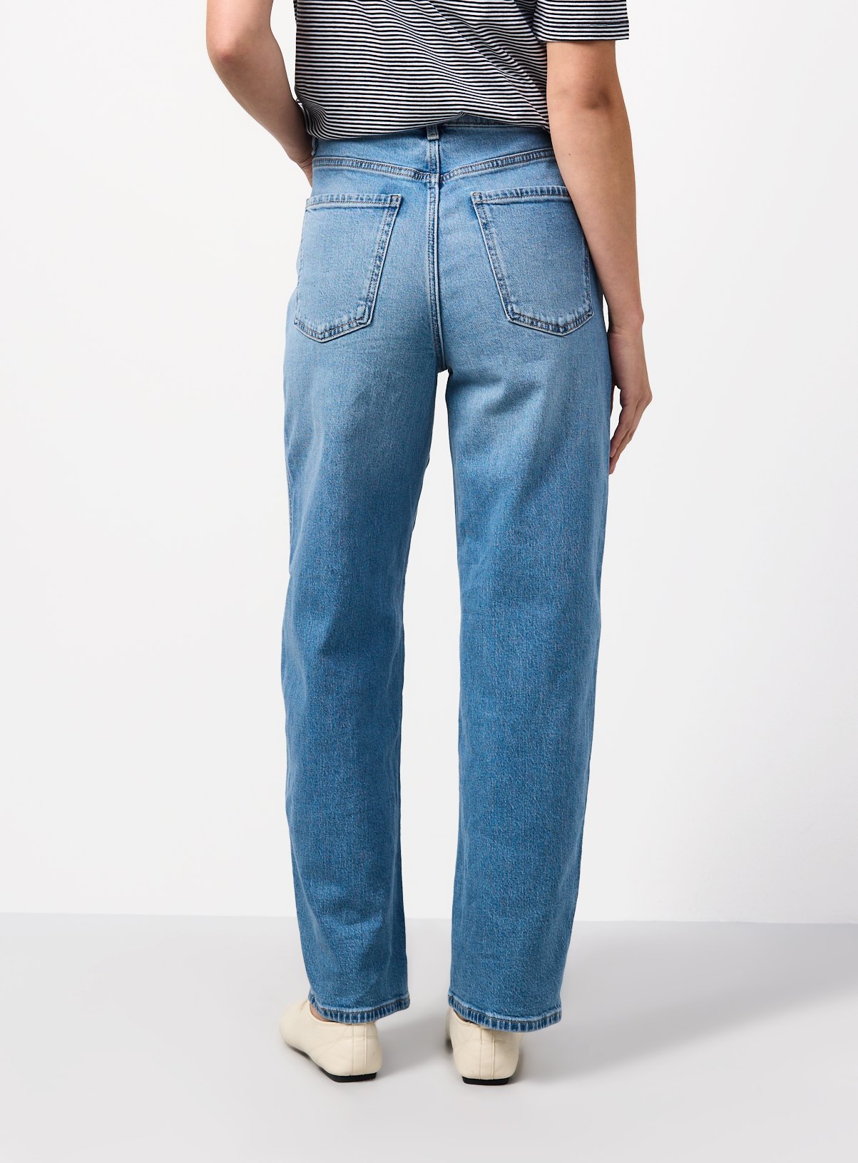 Mid Denim Core Low Curve Barrel Jeans 18L - Image 4 thumbnail